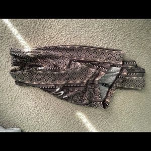 Women’s windor flare pants